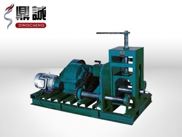 點擊查看詳細信息<br>標題：臥式多功能滾動彎管機 閱讀次數：5083